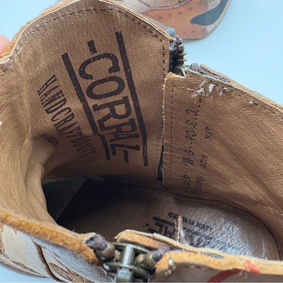 Corral Western Cowgirl Ankle Zip Boots Boho Embroidered Leather Women’s Size 9 - Picture 8 of 8